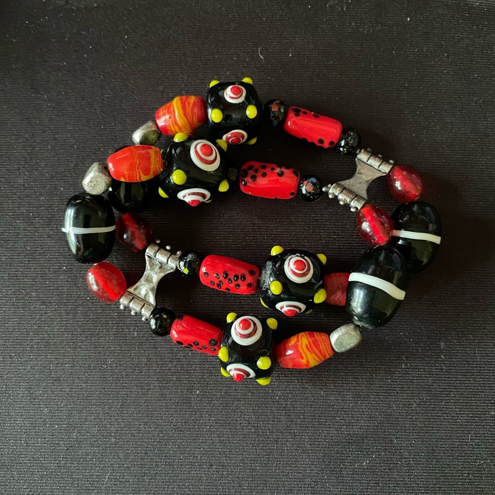 Stunning hand made glass beaded bracelet. Two connected beautiful strands
